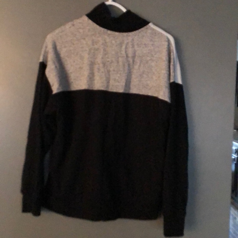 Pink VS full zip sweatshirt - Picture 2 of 2